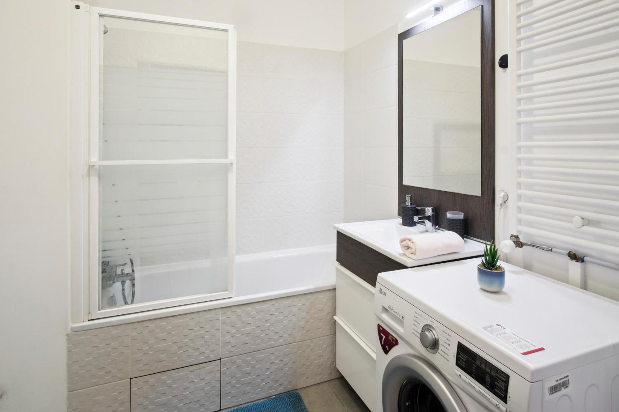 Chic Apart Disneyland With Terrace Appartement Bussy-Saint-Georges Buitenkant foto